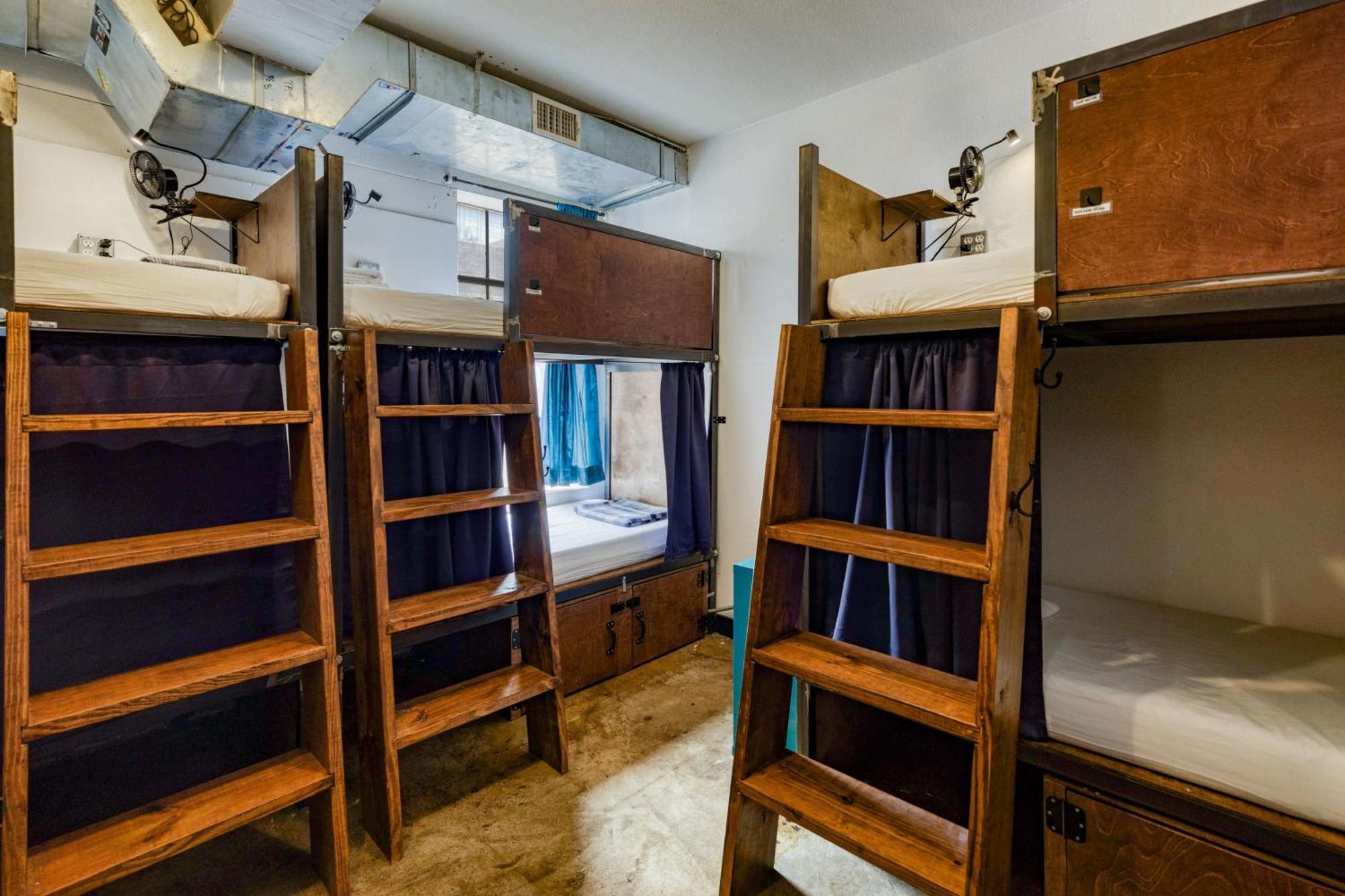 Firehouse Hostel (Adults Only) Austin Zewnętrze zdjęcie