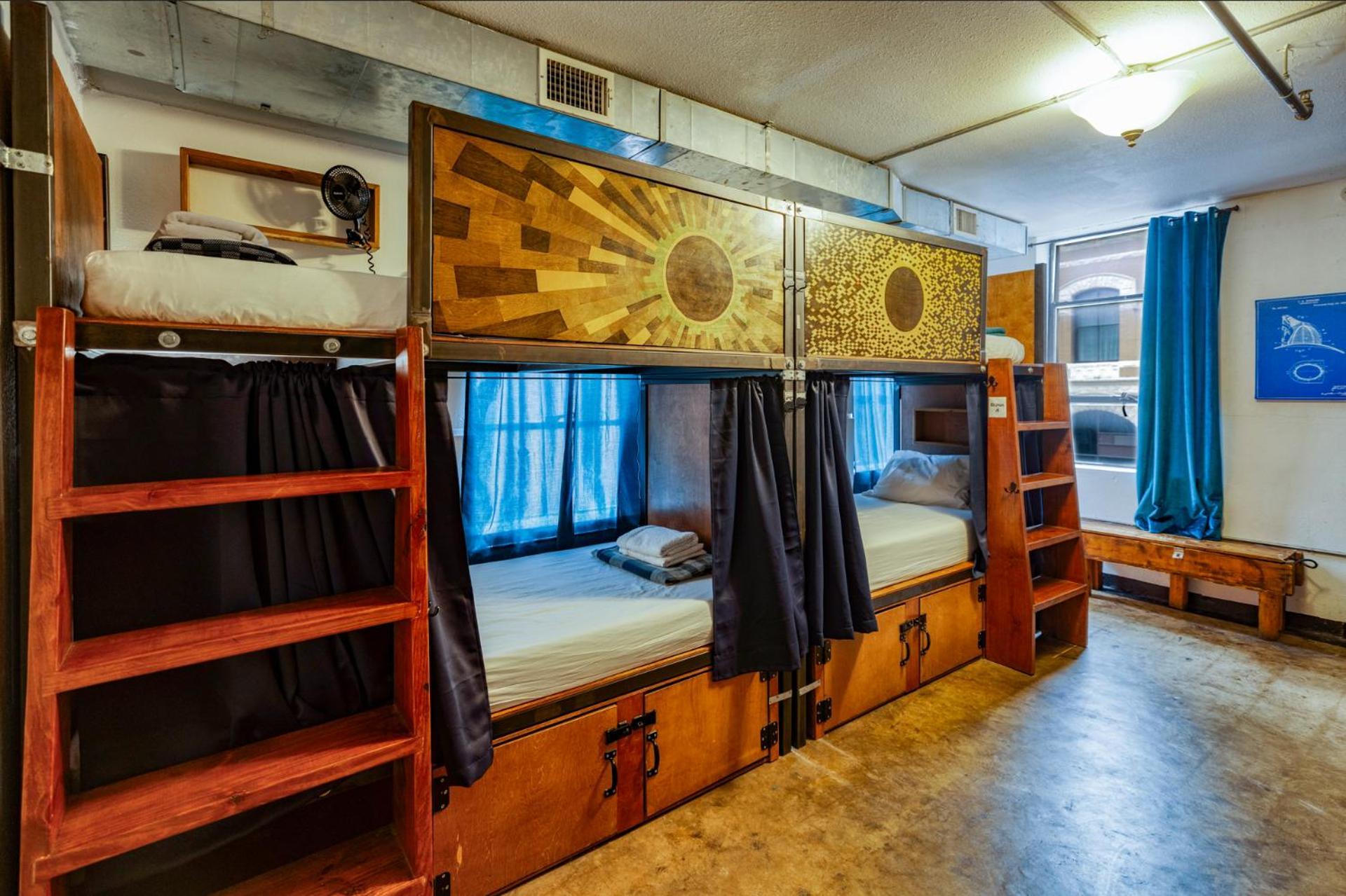 Firehouse Hostel (Adults Only) Austin Zewnętrze zdjęcie