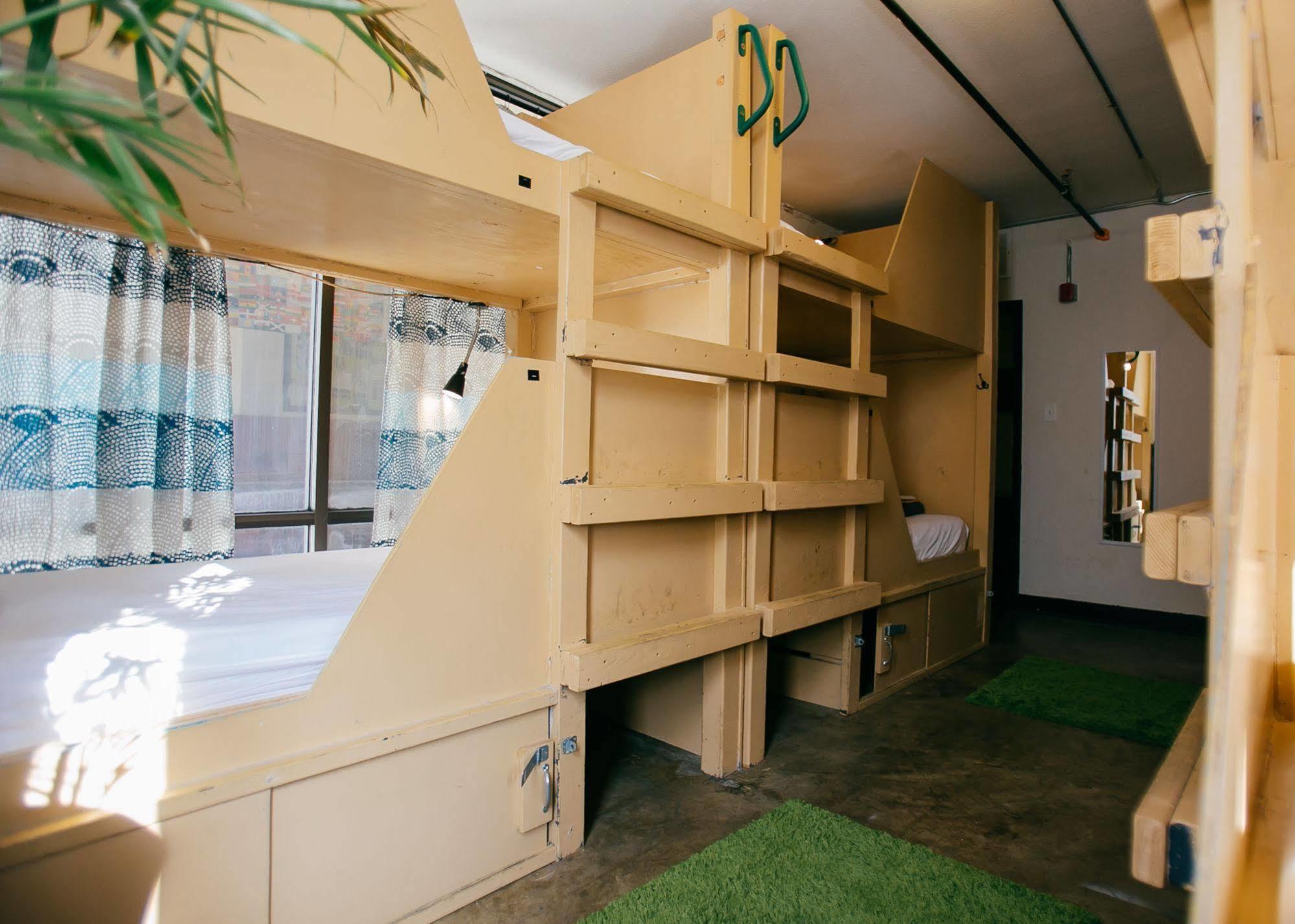 Firehouse Hostel (Adults Only) Austin Zewnętrze zdjęcie